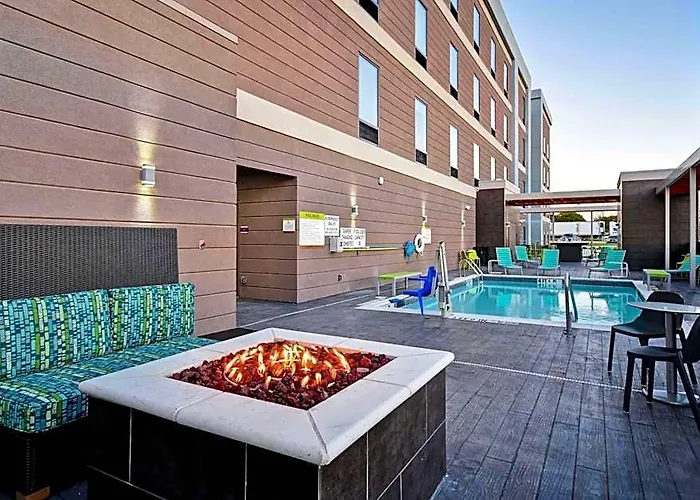 Hotel Home2 By Hilton Worth Fossil Creek